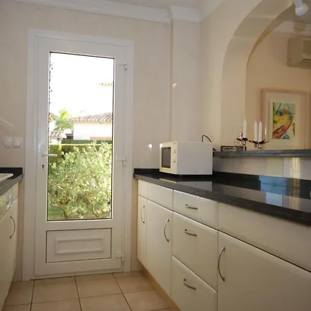Villa Coastal With Wellness
